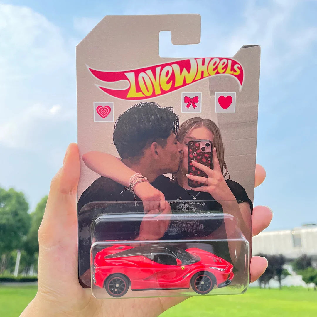 Love Wheels- Personalisiertes Spielzeugauto